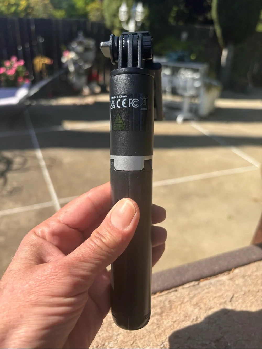 SelfieShow Yellow Selfie Stick Tripod – Compact Phone Mount